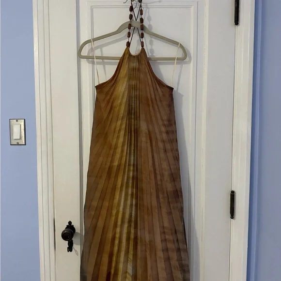 Zara pleated halter / pleated midi dress with beaded strap - Picture 6 of 6